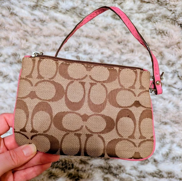 Coach Siganature Coin Wristlet - Tan with Pink Accents - NWOT - Picture 6 of 8